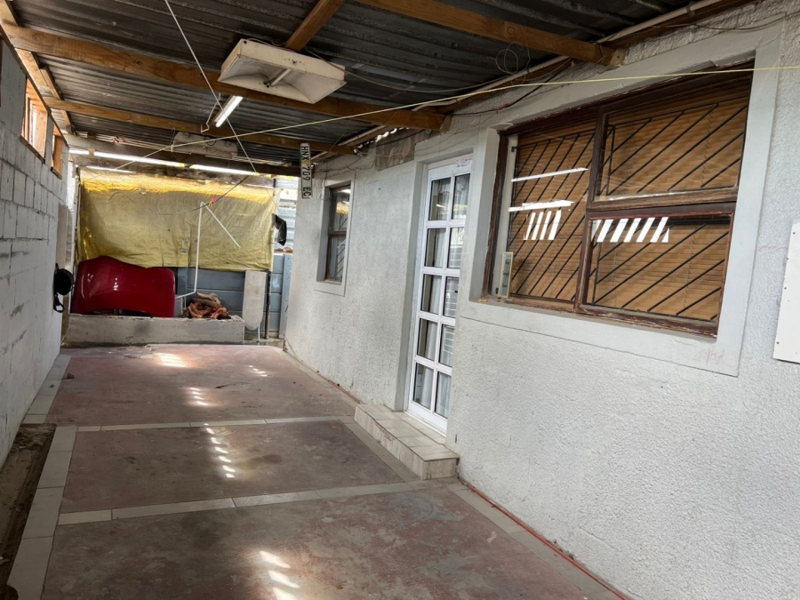 2 Bedroom Property for Sale in The Hague Western Cape